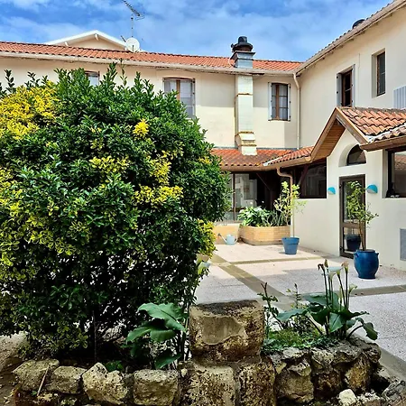 Maison Notre Dame Des Apotres Πανσιόν